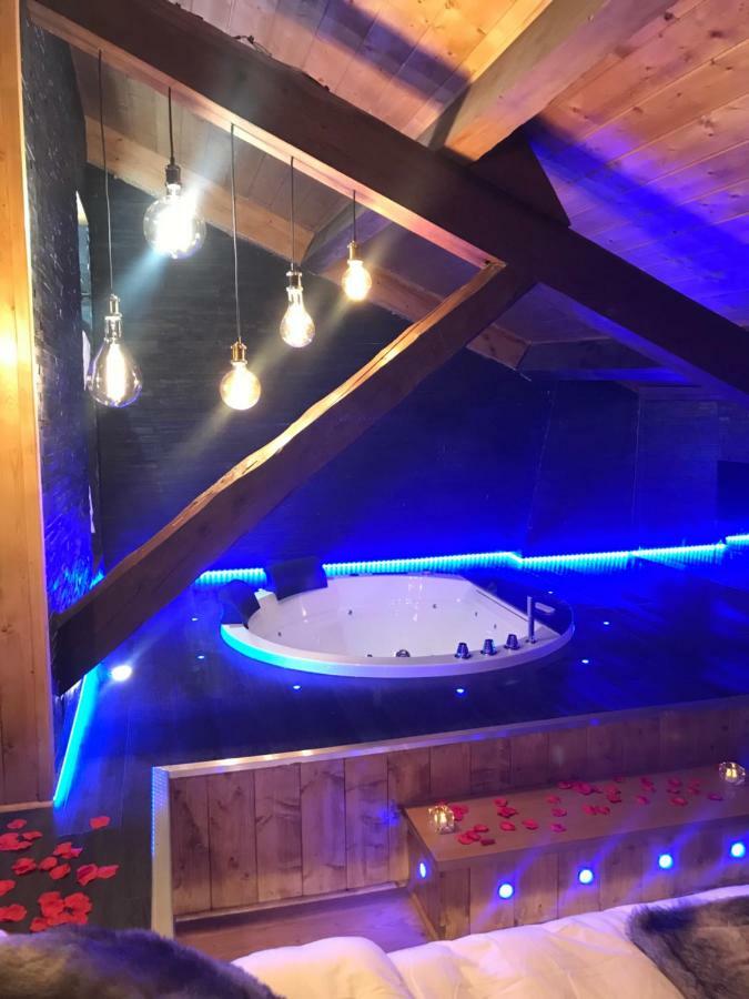 וילאורבן Le Chalet Loft And Spa מראה חיצוני תמונה