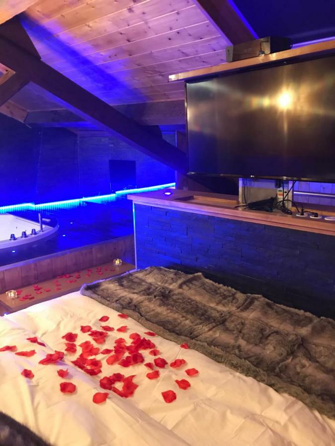 וילאורבן Le Chalet Loft And Spa מראה חיצוני תמונה